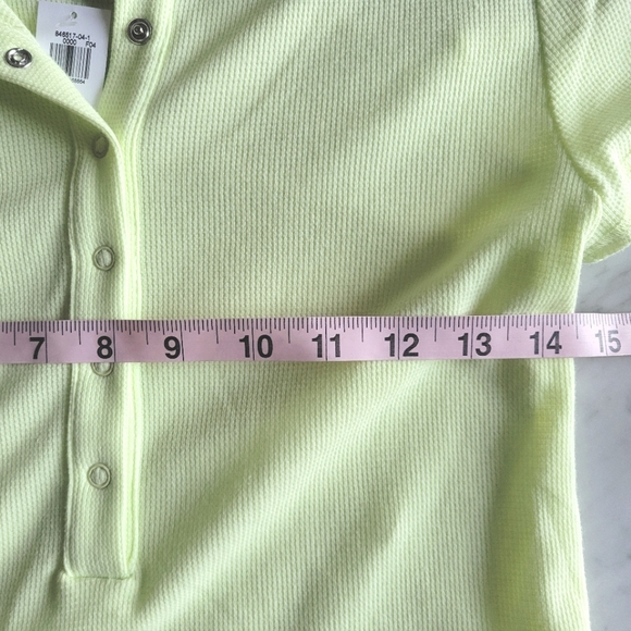 Old Navy Yellow Henley Tee NWT XS - Picture 3 of 6